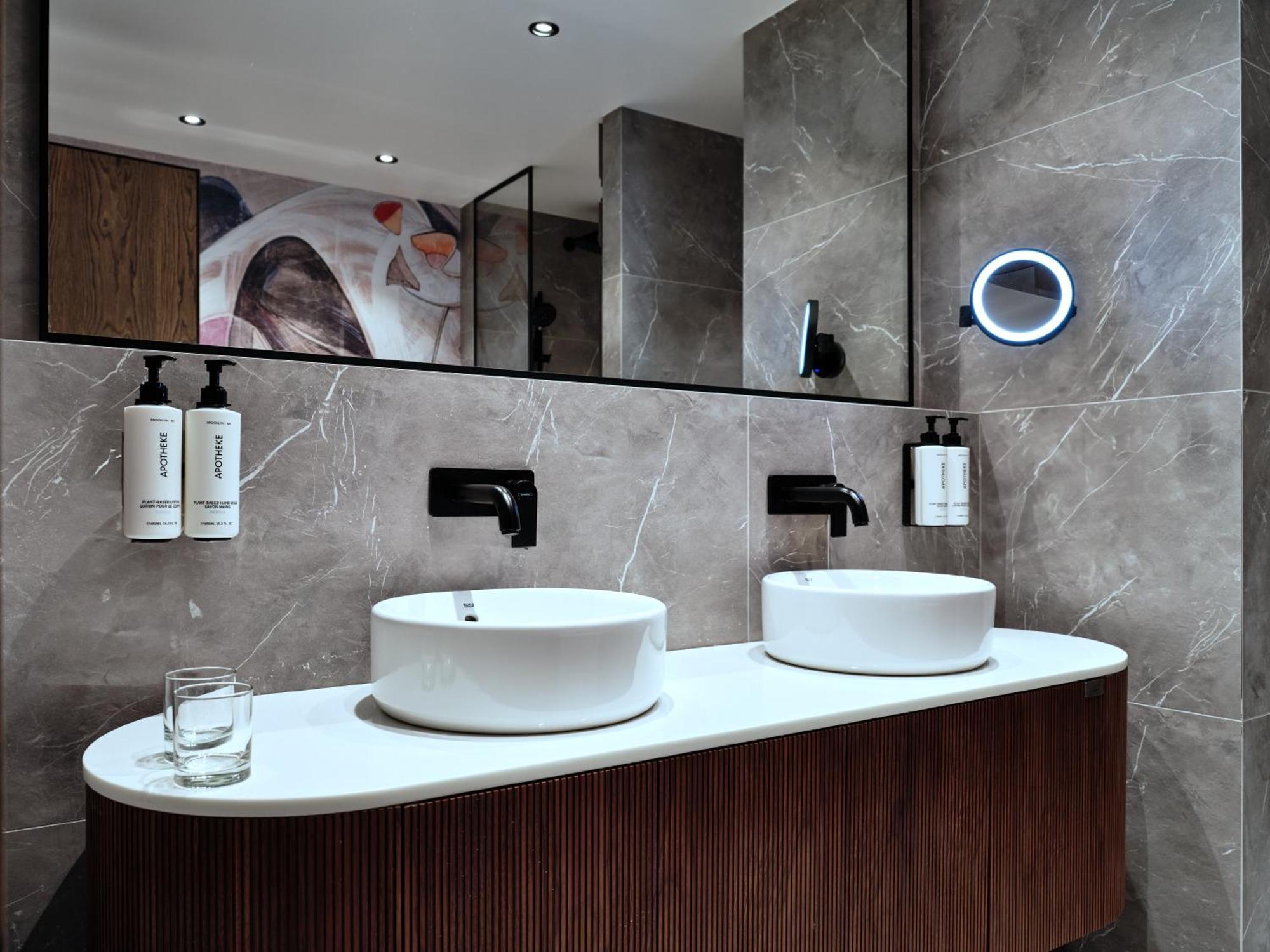 Crowne Plaza Sofia By Ihg Hotel Luaran gambar